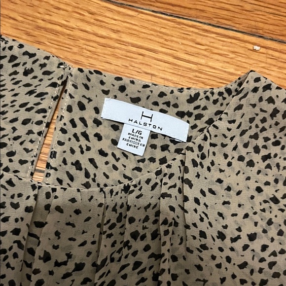 H by Halston Beige Patterned Blouse - Picture 3 of 6
